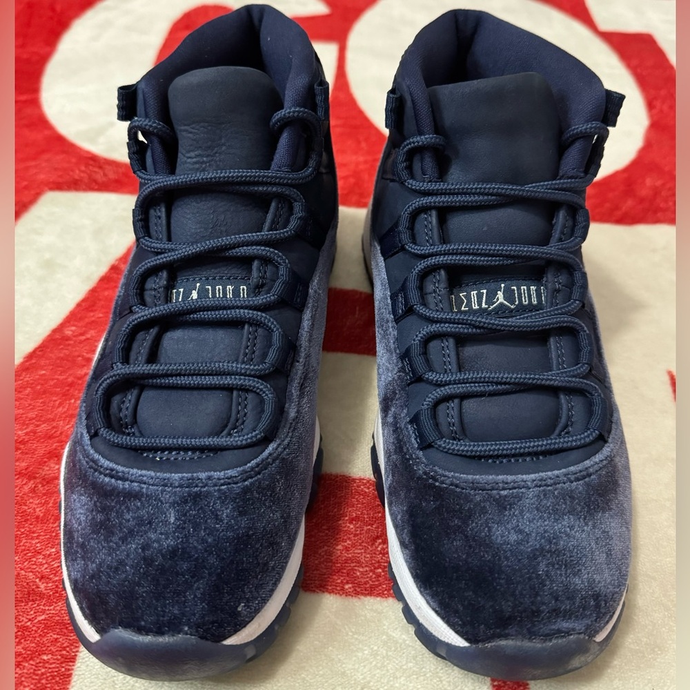 Size 6.5W/5Y - Jordan 11 Midnight Navy Velvet 2022 “NO BOX”